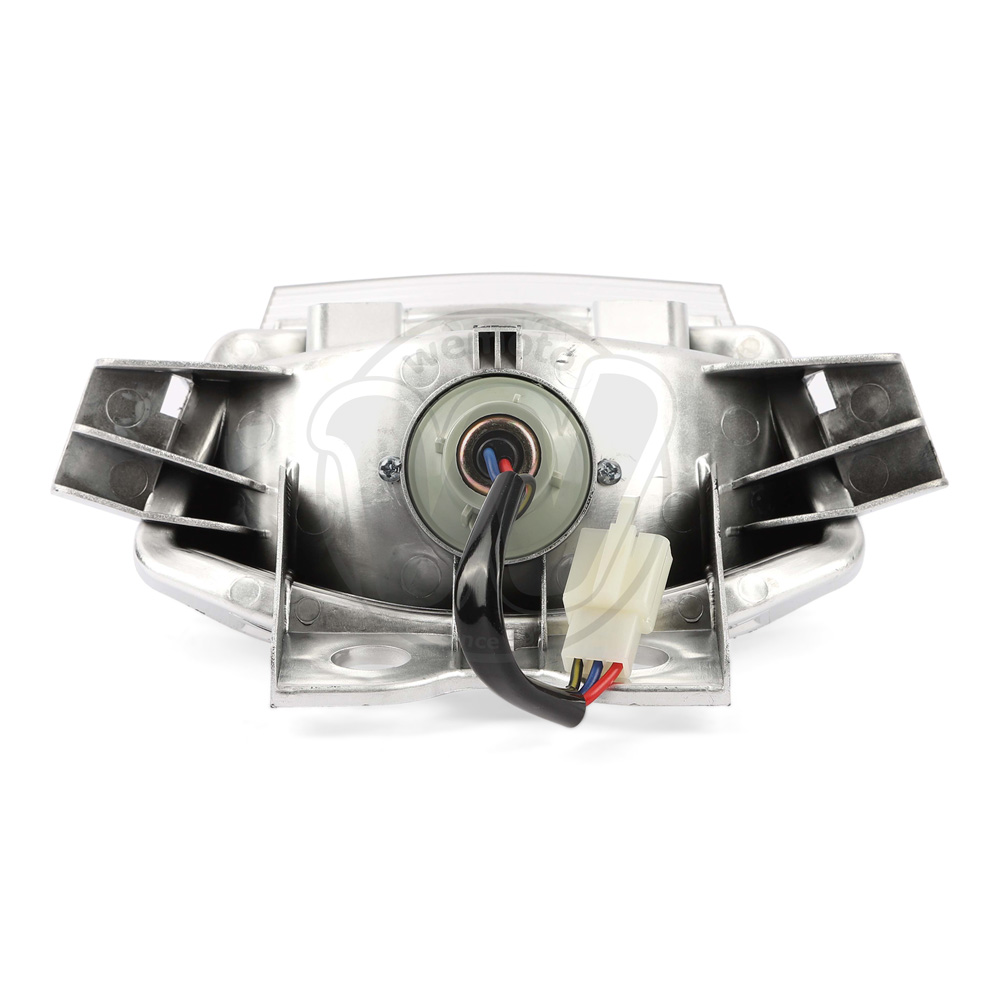 0VI3609_ad8882 three.jpg